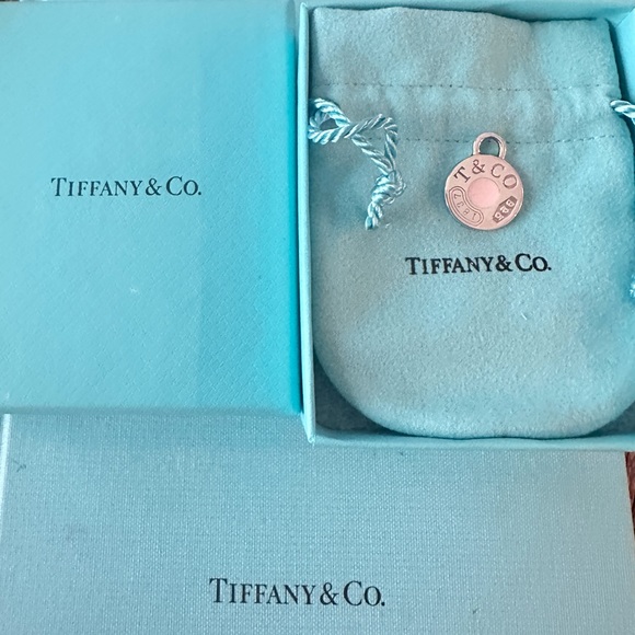 Authentic Tiffany and Co TCO round pink enamel charm - Picture 1 of 5